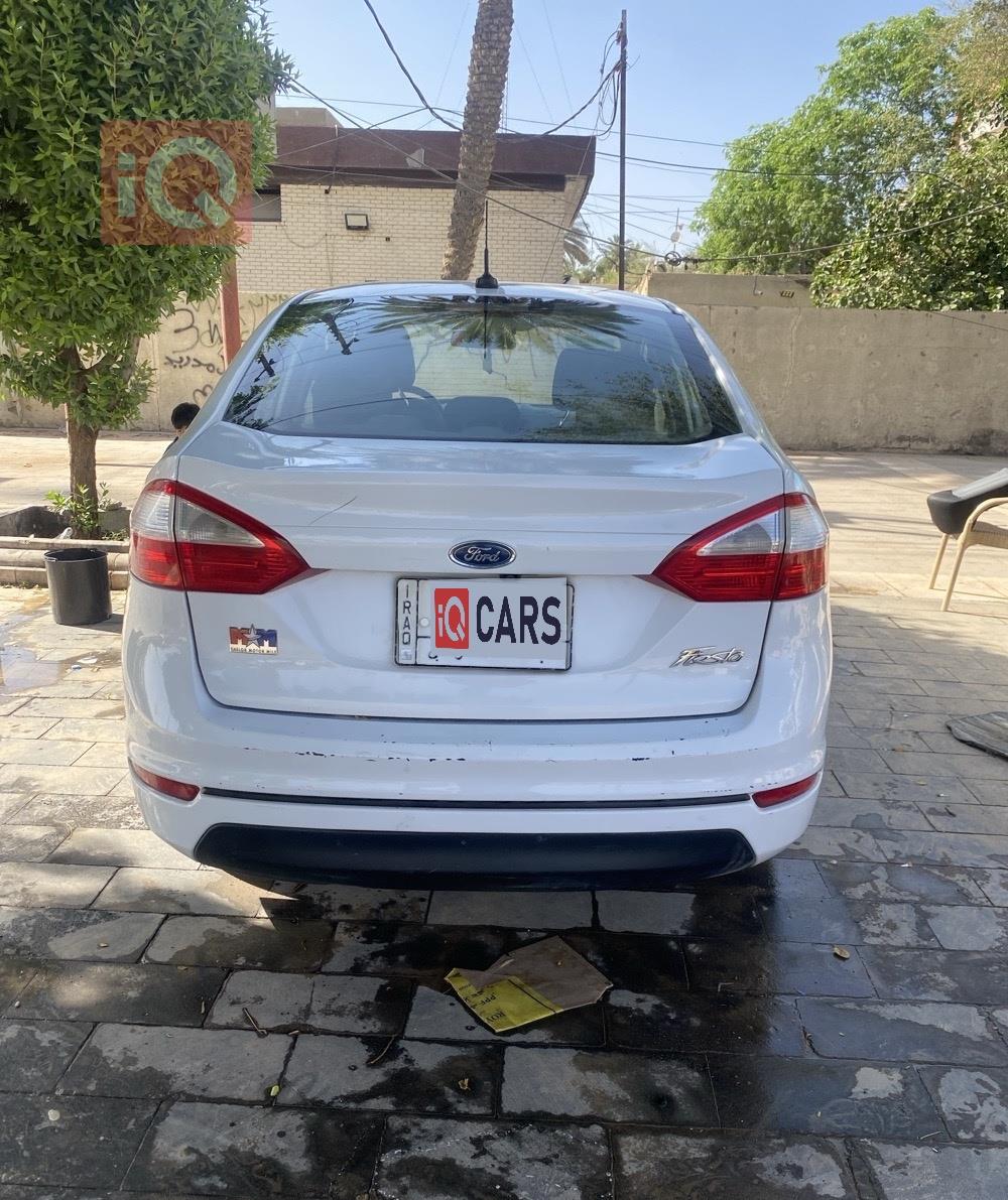 فورد فييستا